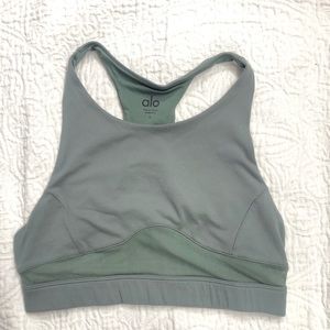 Alo yoga sports bra